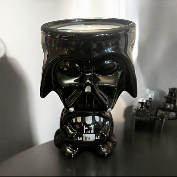 Star Wars Darth Vader Candle 12oz Cowboy Scent Repurposed Collectible Mug - Picture 1 of 2